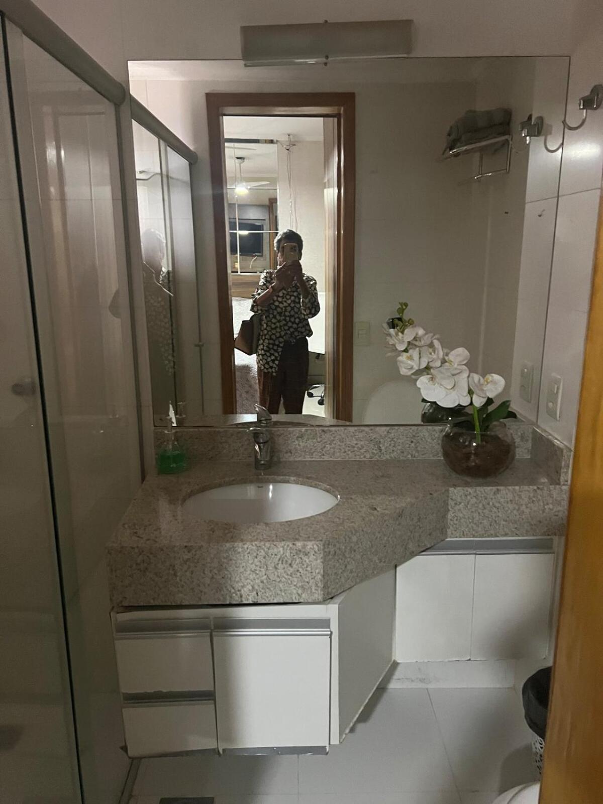 Elegancia & Conforto Flat Mobiliado Goiânia Esterno foto